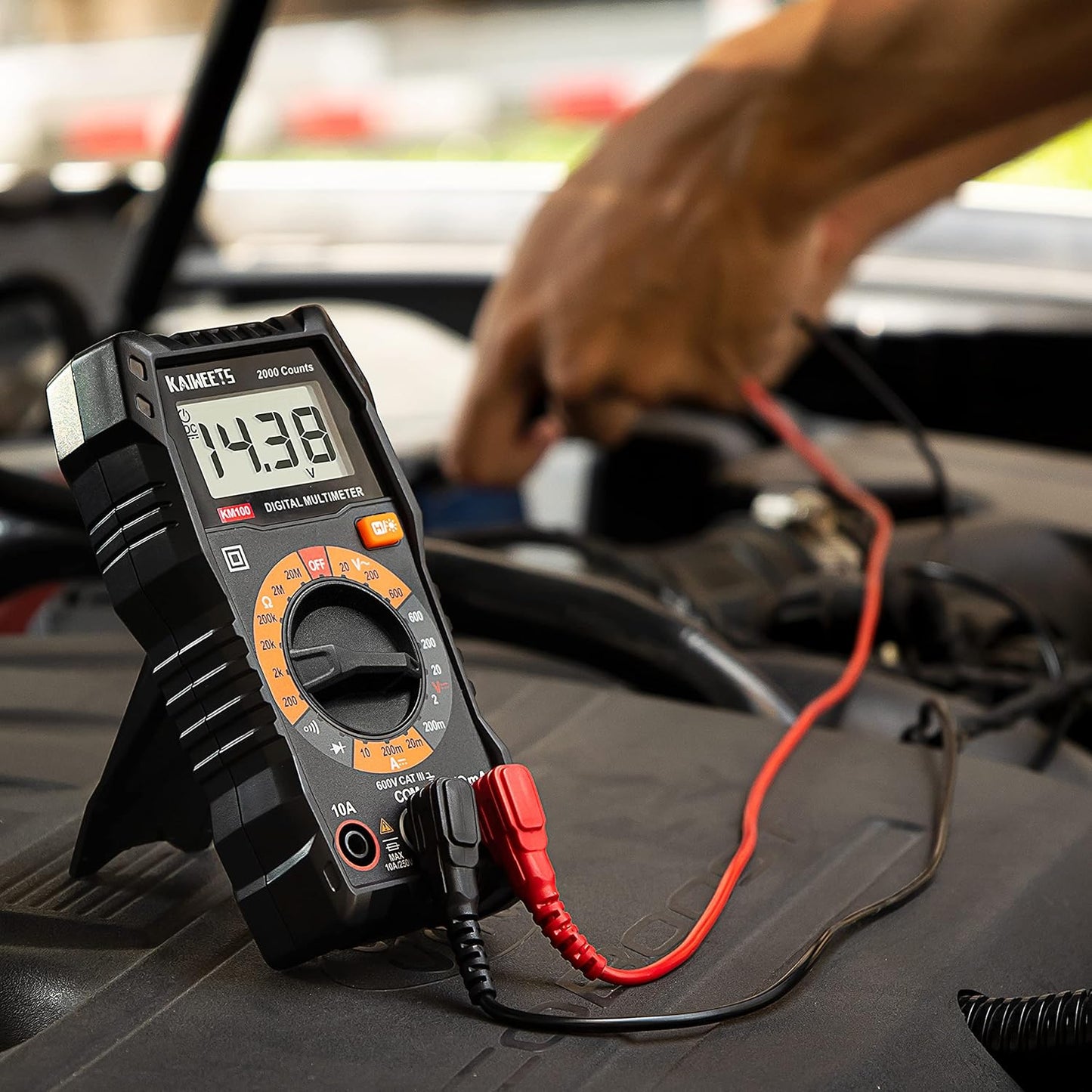 Kit Diagnostic Batterie 12V – Multimètre Digital + Testeur de Batterie Professionnel
